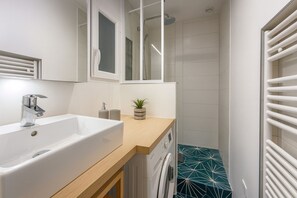 Apartment | Bathroom - Charmant 1 Chambre à Grenelle (Paris)