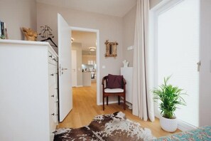 Bügeleisen/Bügelbrett, WLAN, Bettwäsche