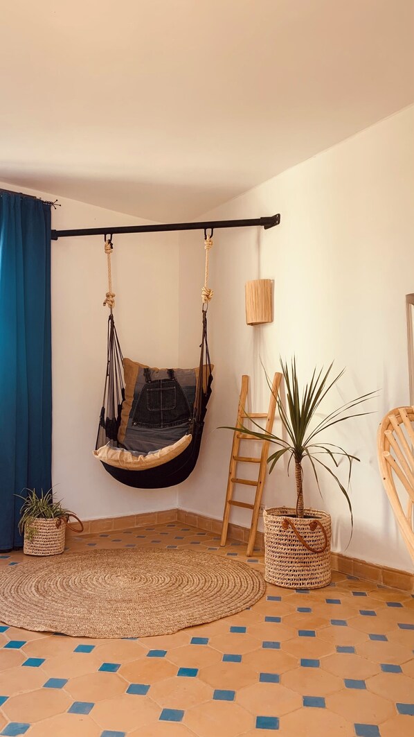 Interior - 8 km from Essaouira, large villa with heated pool and wellness area (Ghazoua)