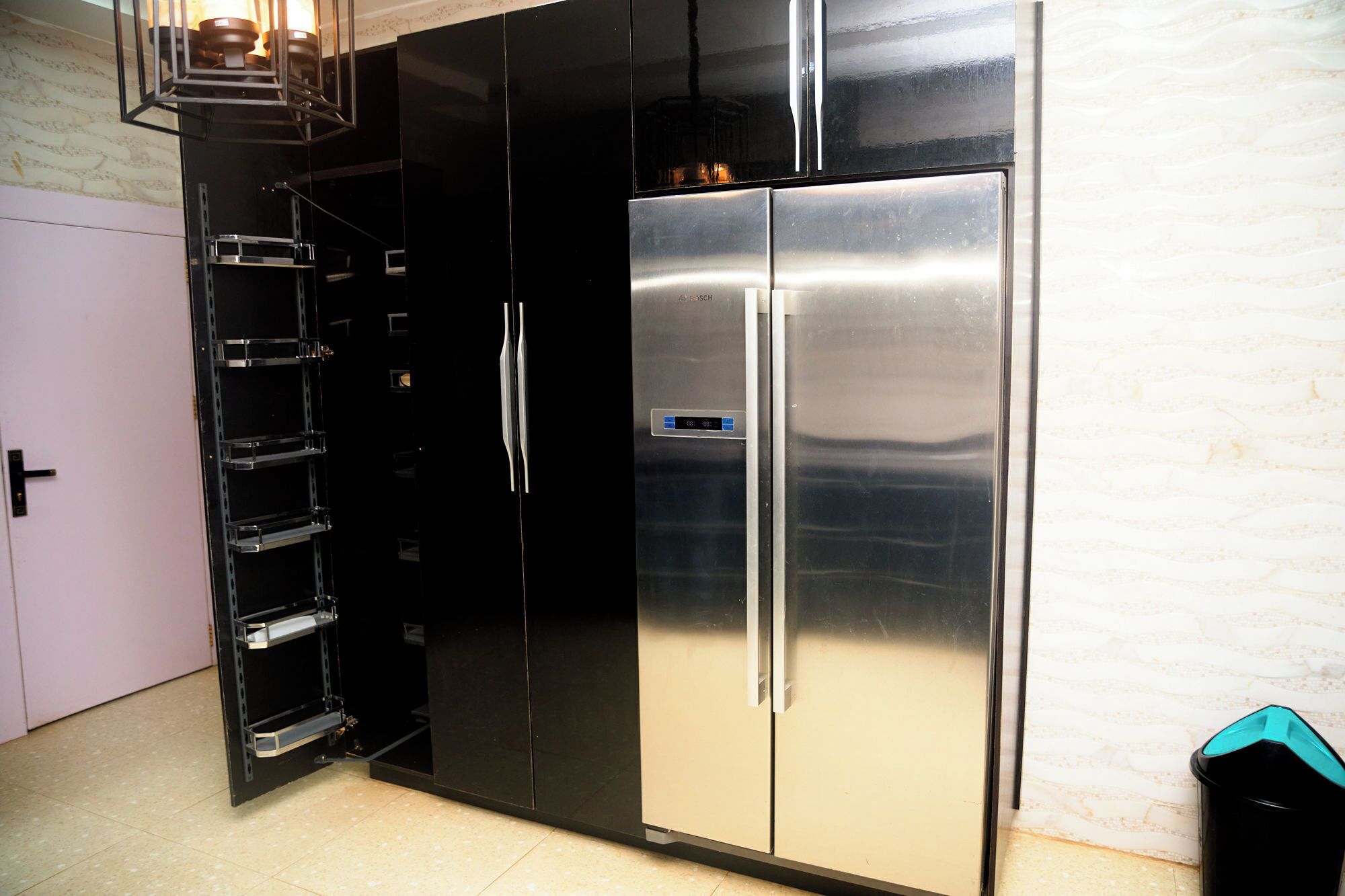 Apartamento, vários quartos, para fumantes, sacada | Parte interna