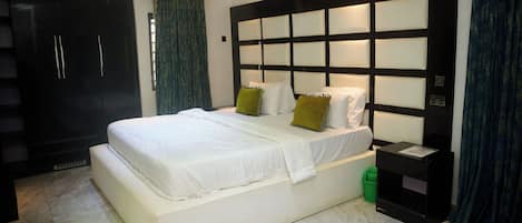 Apartemen, beberapa kamar, Boleh Merokok, balkon | 12 kamar tidur