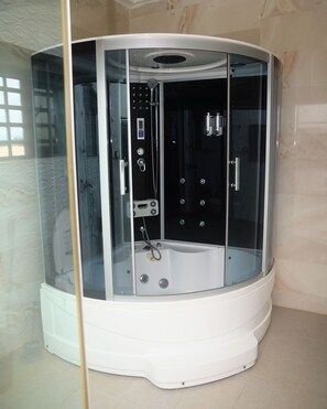 Departamento, varias habitaciones, para fumadores, balcón | Baño