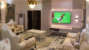 Apartment, Multiple Bedrooms, Smoking, Balcony | Living room - Luxurious Duplex in Oredo, Benin City - Perfect for Families and Groups (Benin City)