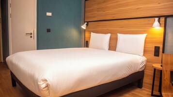Family Suite, City View | Free WiFi, bed sheets