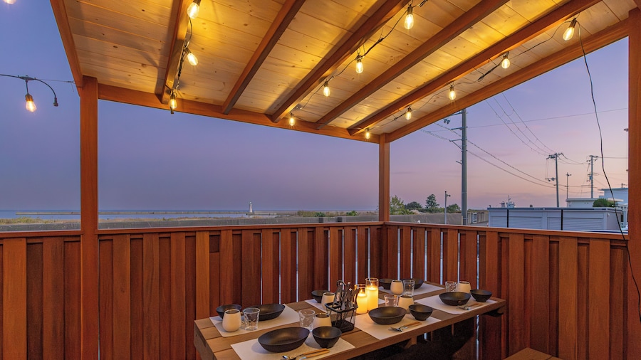 Rush Awaji Canariya - Self Check-In Only