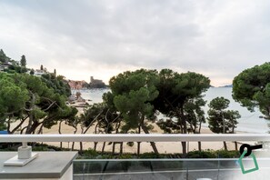 Superior Double or Twin Room, Balcony | Balcony - Hotiday Lerici Porto (Lerici)