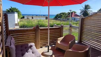 Apartamento Confort, vistas al mar | Terraza o patio