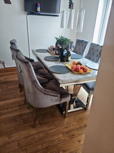 Room-festohomes1 at Rushden