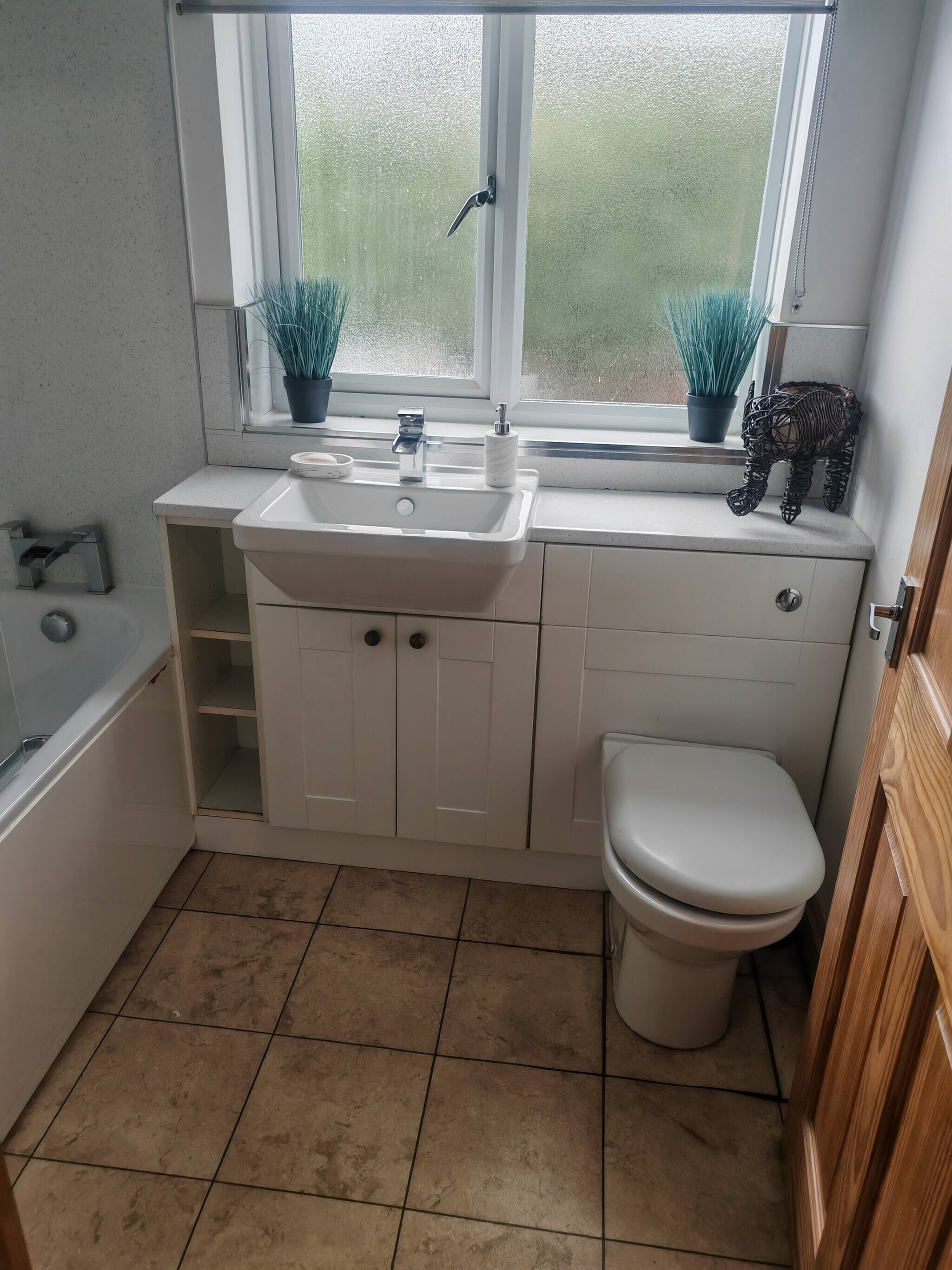 Shared Dormitory, 2 Bedrooms, Smoking | Bathroom