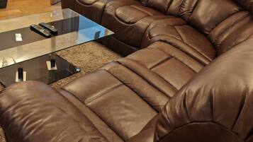 Shared Dormitory, 2 Bedrooms, Smoking | Living area