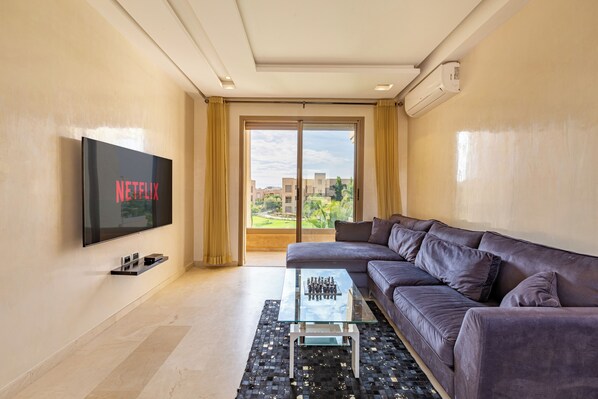 Living area - Cozy apartment with pool in Argan, 3 bedrooms (Marrakesh)