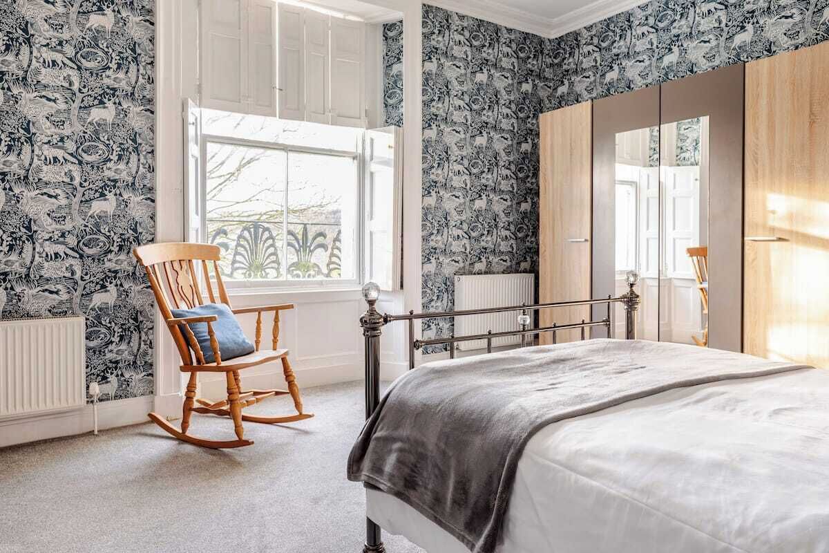 Fer et planche à repasser, Wi-Fi, draps fournis