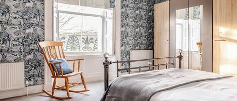 Fer et planche à repasser, Wi-Fi, draps fournis