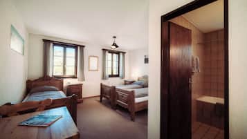 Triple Room, Private Bathroom | Free WiFi