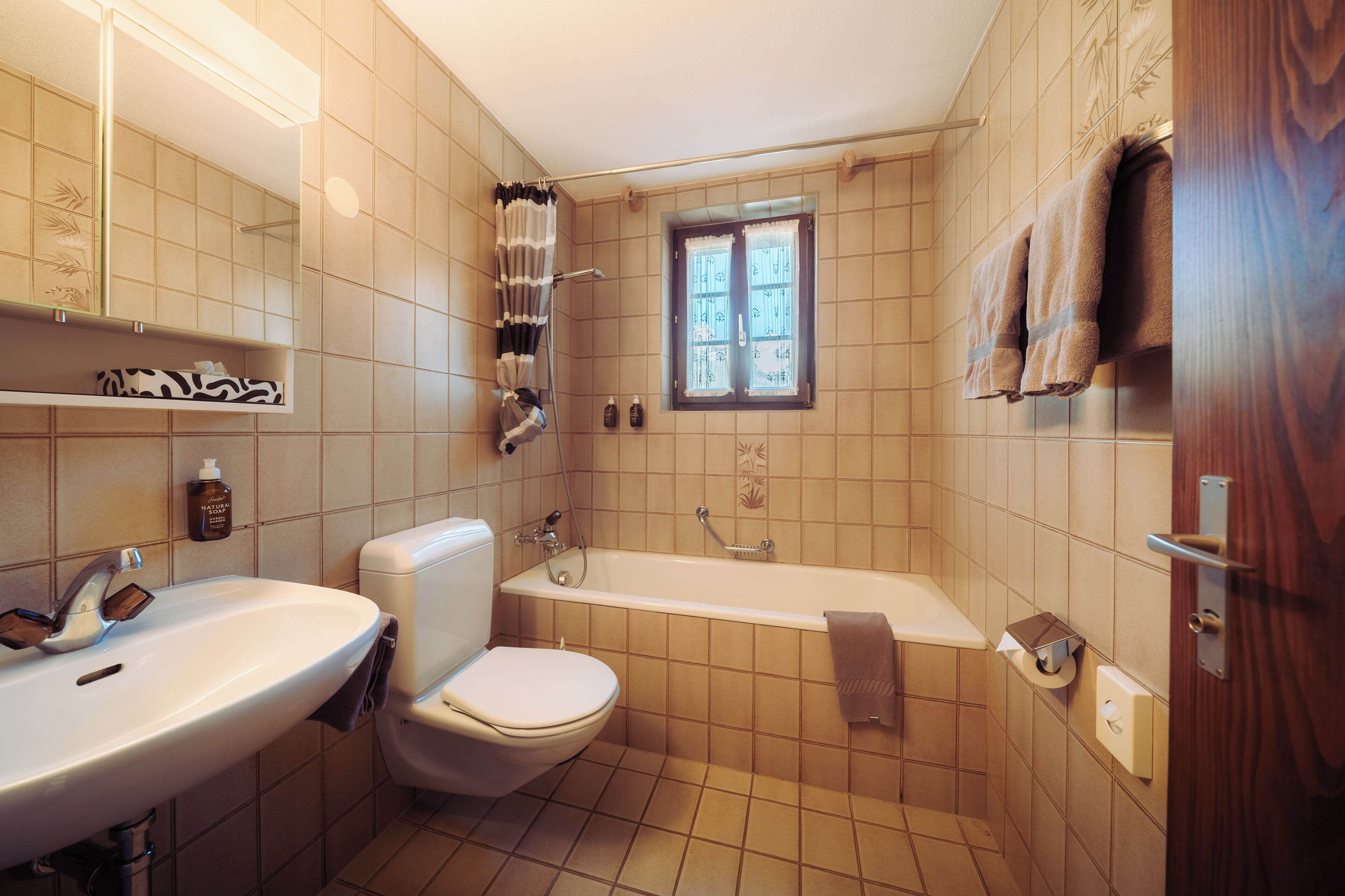 Habitación doble, baño privado | Baño