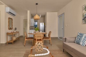 Living area - Brisas del Mar by Playa Caracol Resorts (Punta Chame)