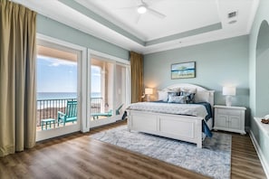 4 bedrooms, iron/ironing board, WiFi, bed sheets - New Listing! Amazing Gulf Front Home, Stunning Waterfront Views! (Navarre)