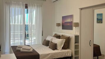 5 dormitorios, tabla de planchar con plancha, wifi gratis y ropa de cama