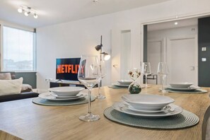 تناول الطعام