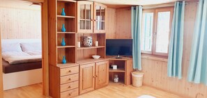 3 Schlafzimmer, Bügeleisen/Bügelbrett, Reisekinderbett, kostenloses WLAN