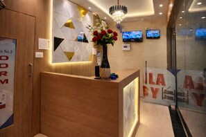 Reception - Relax Kurla Dormitory  (Mumbai)