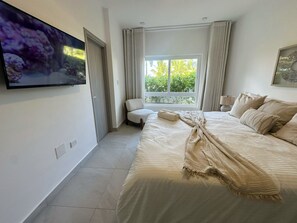 Strykejern/-brett, wi-fi og sengetøy