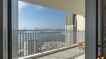 Luxury Apartment, Balcony, Canal View | Balcony