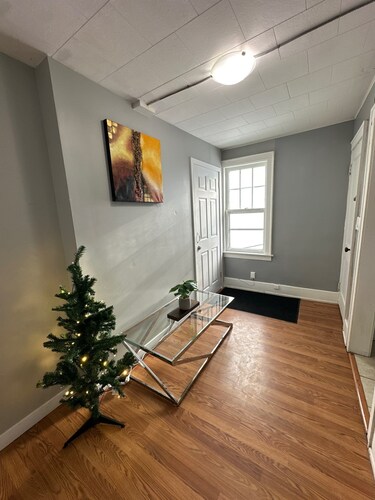 2 Bedroom Cozy Accomodation