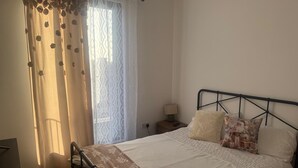 Shared Dormitory, 1 Bedroom, Smoking, Balcony | 1 bedroom - Room-double Room Suit With Balcony (Bournemouth)