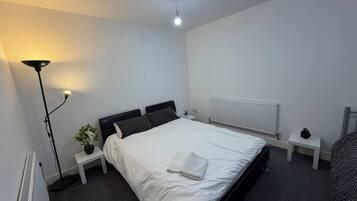 Shared Dormitory, 1 Bedroom, Smoking, Balcony | 1 bedroom