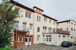 Exterior - Central studio, 7 min. to the main station, 2 pers. (center) (Hamburg)