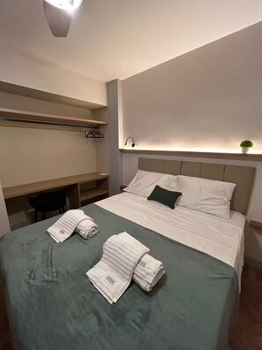 3 bedrooms, iron/ironing board, WiFi, bed sheets - Elegant and luxurious 3-bedroom apartment in Ipanema, just 400m from the beach! (Rio de Janeiro)