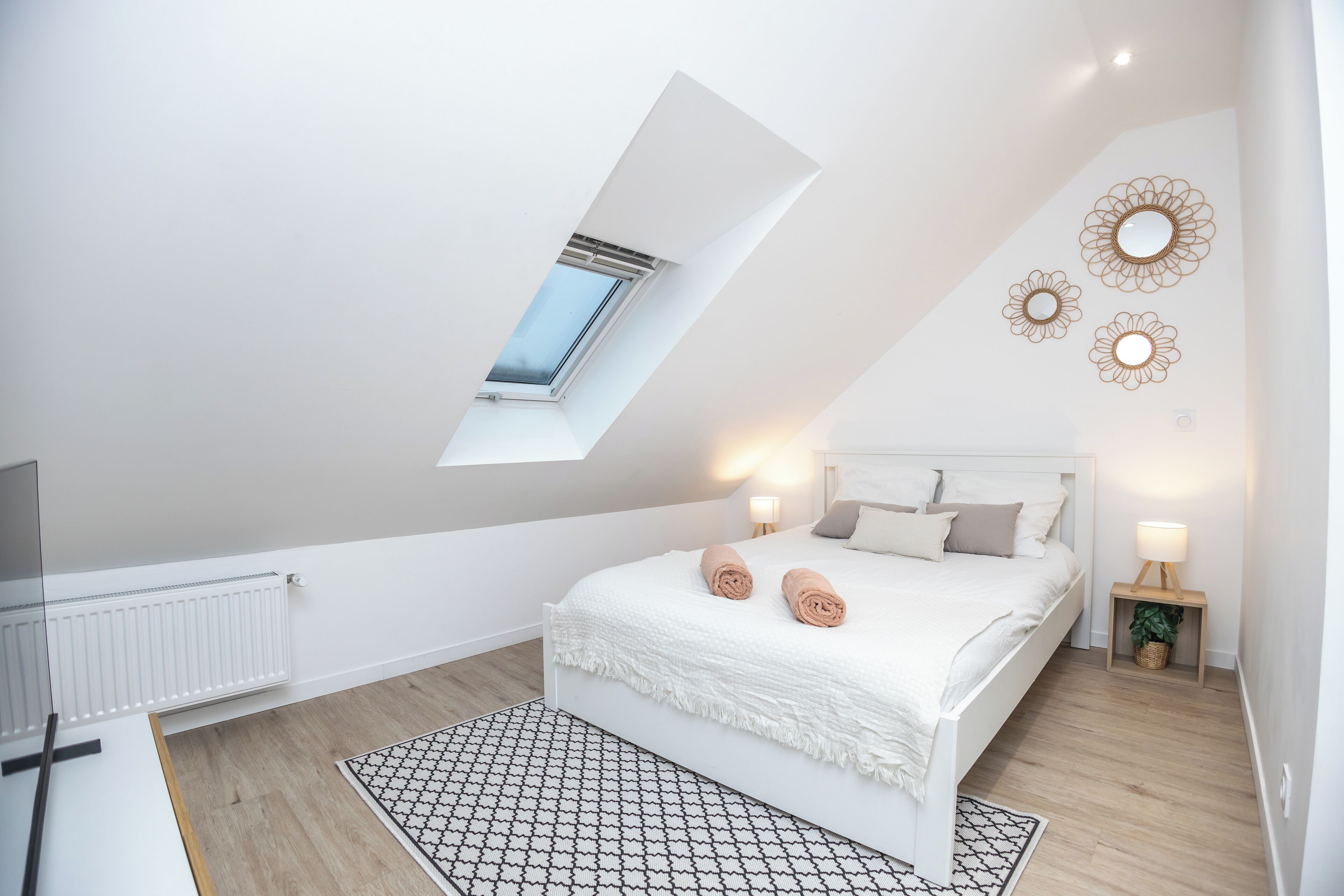 5 camere, Wi-Fi, lenzuola