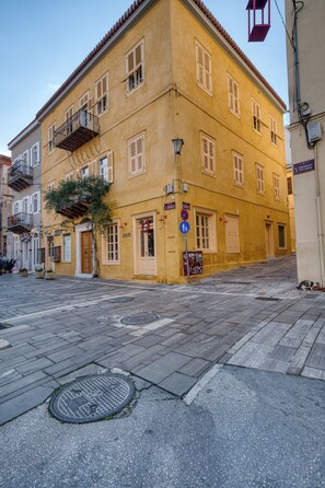 Exterior - Nalia Suites (Nafplio)