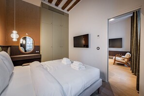 2 bedrooms, iron/ironing board, travel cot, WiFi - New suite 6 personnes- Saint Germain Notre-Dame#AC (Paris)