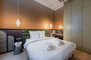 2 habitaciones, tabla de planchar con plancha, cuna de viaje y wifi