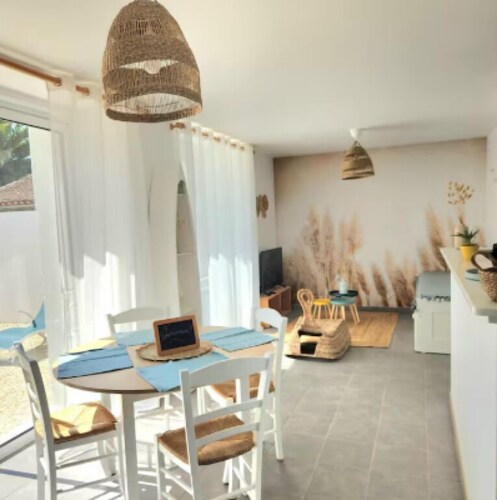 Cosy house with bohemian decor 3 km from the sea, between Pornic and Noirmoutier
