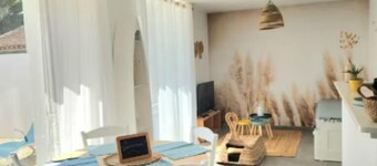 Cosy house with bohemian decor 3 km from the sea, between Pornic and Noirmoutier