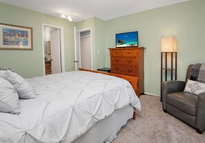 WiFi, bed sheets - Après Haus Studio: Lock-off Unit w Pool, Hot Tubs, Sauna and Vail + BC Shuttle (Avon)