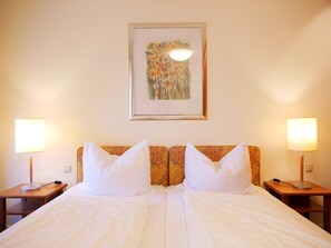 WiFi, bed sheets - Apartment 'Dream Residence - 834' with Balcony and Wi-Fi (Hinterzarten)