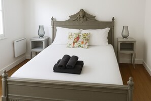 4 chambres, fer et planche à repasser, Wi-Fi gratuit, draps fournis