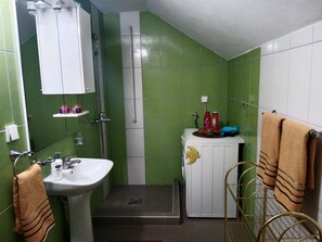 Bathroom - Blossom Cottage - ''Green Energy'' (Laktaši)