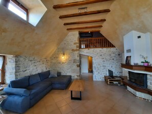 TV - Lovely vacation home with pool (Flaujac-Gare)