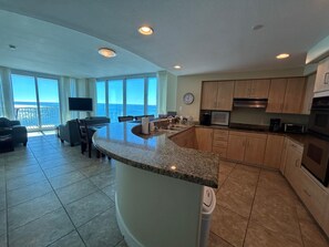 Signature Condo, 3 Bedrooms, Balcony, Beach View | Private kitchen - Island Tower 903 (Gulf Shores)