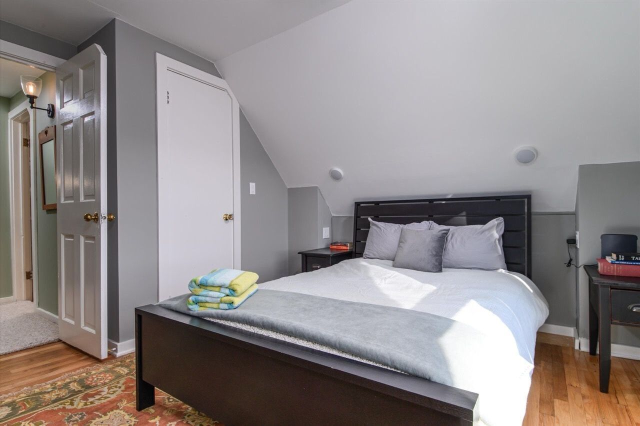 4 soveværelser, skrivebord, strygejern/strygebræt, Wi-Fi