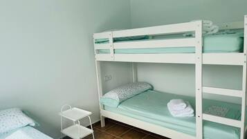 Iron/ironing board, bed sheets