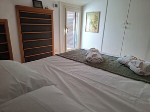 Fer et planche à repasser, Wi-Fi, draps fournis