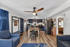 Interior - Perfect for traveling medical professionals, this quiet coastal retreat is located near the hospital and just one block from the beach. Enjoy a comfortable, relaxing space to unwind after long shifts, with fresh ocean air. (Panama City Beach)