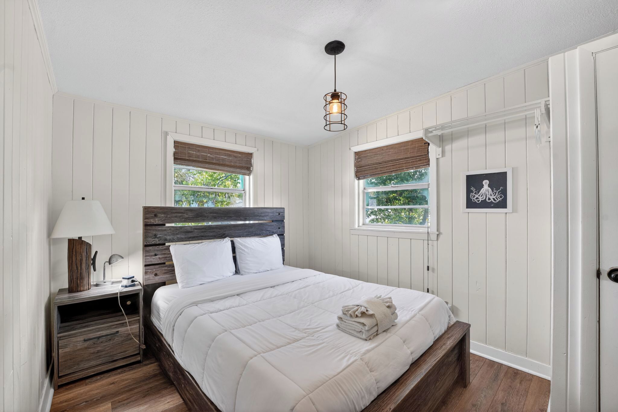 3 bedrooms, iron/ironing board, free WiFi, bed sheets