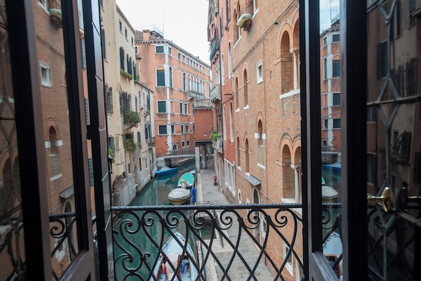Junior Suite, Canal View | View from room